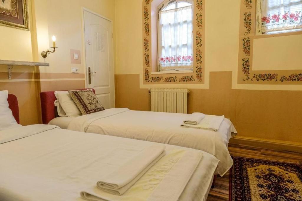 Guesthouse Nia Deluxe Sarajevo Bagian luar foto