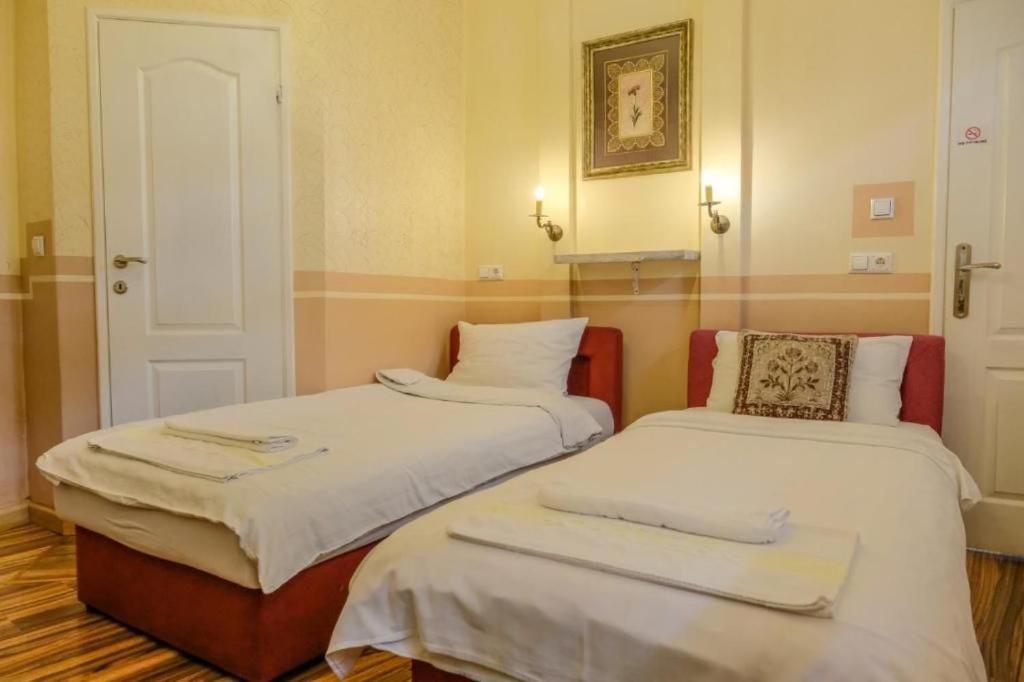 Guesthouse Nia Deluxe Sarajevo Bagian luar foto