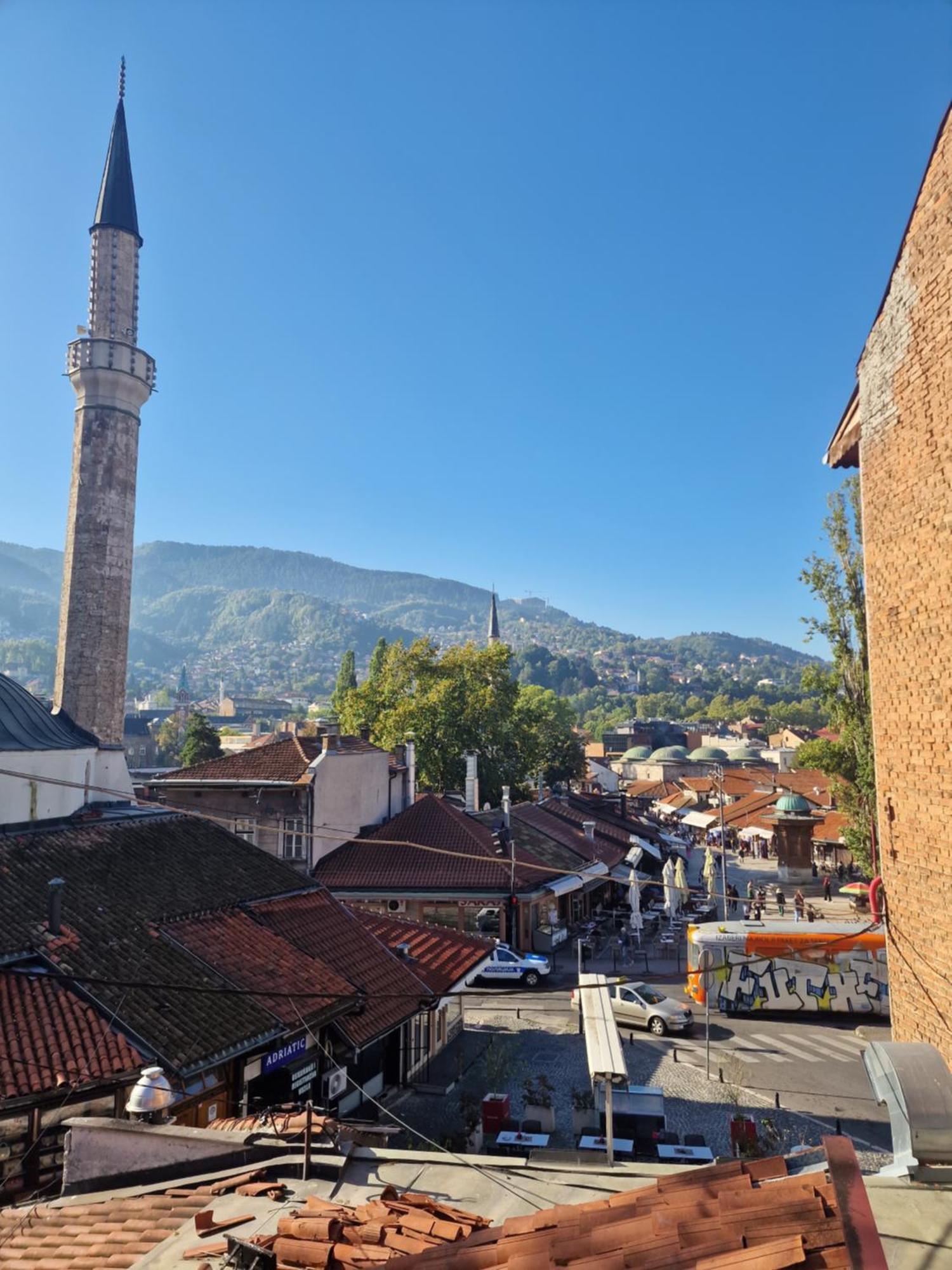 Guesthouse Nia Deluxe Sarajevo Bagian luar foto