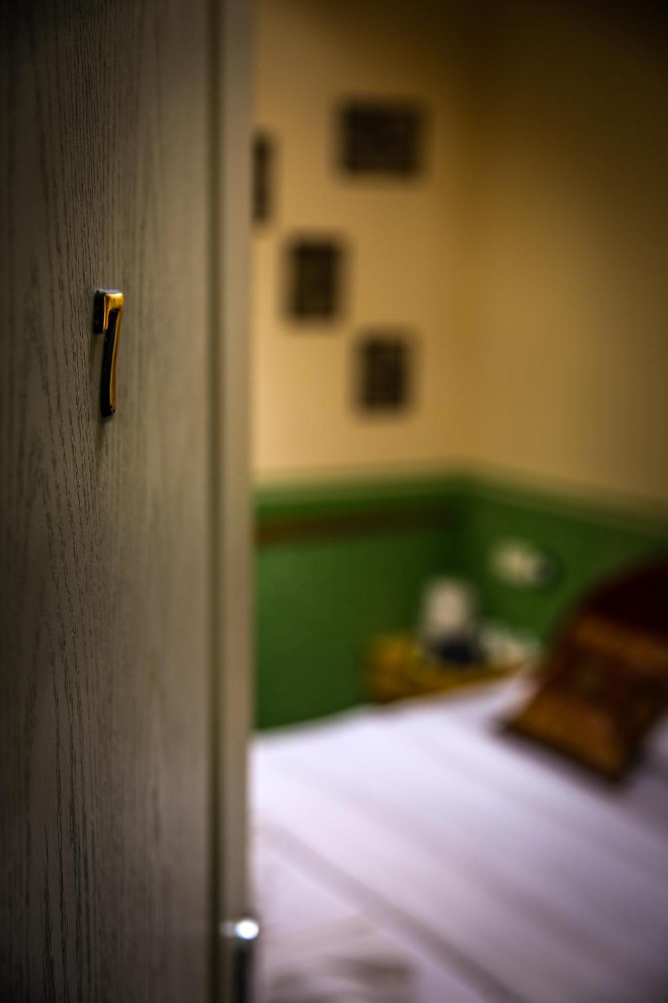 Guesthouse Nia Deluxe Sarajevo Bagian luar foto