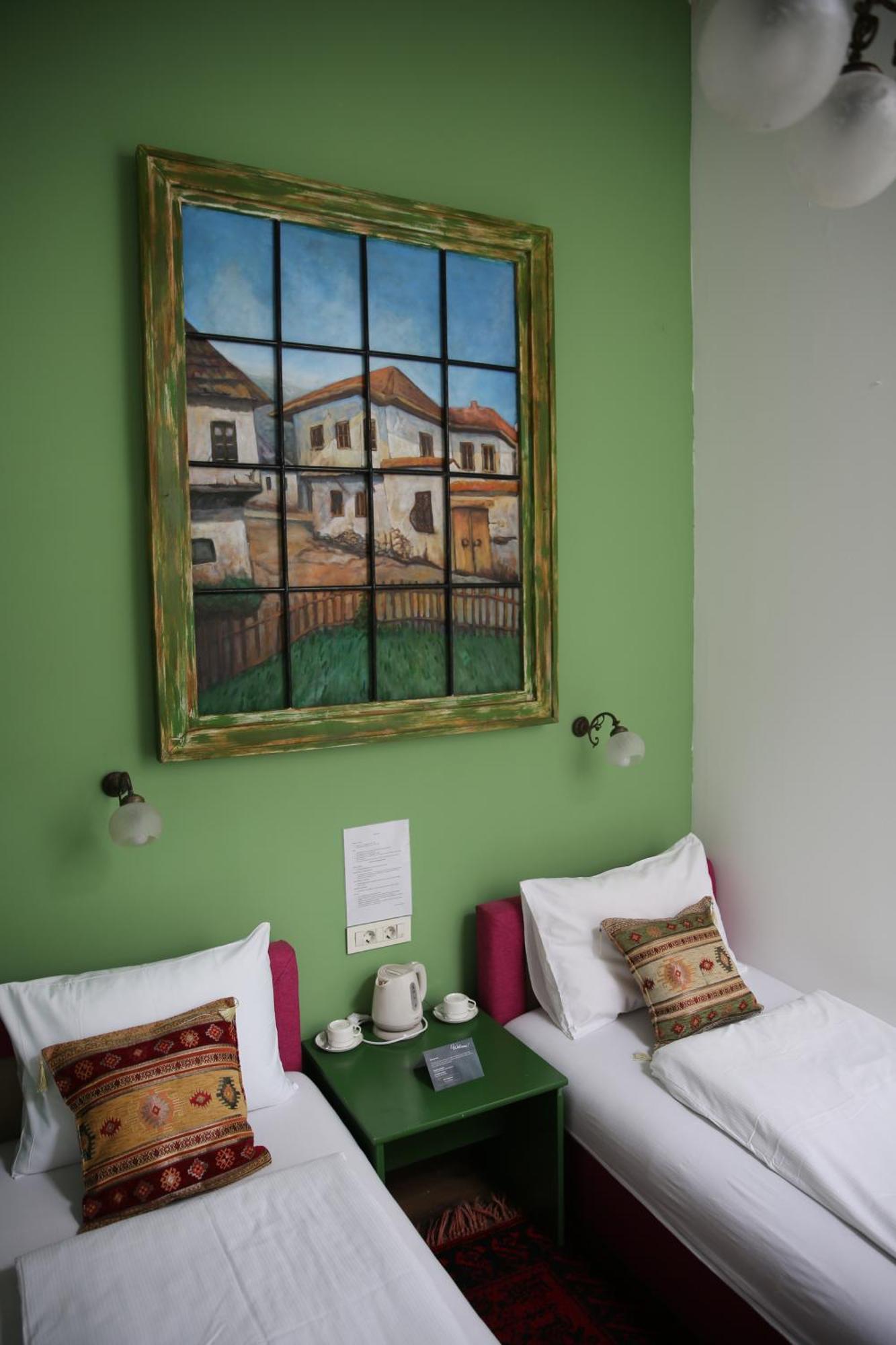 Guesthouse Nia Deluxe Sarajevo Bagian luar foto
